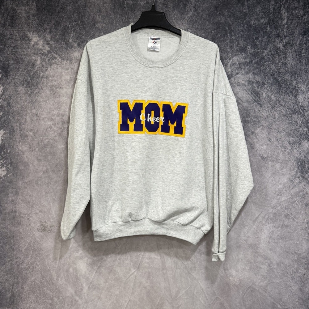 vintage jerzees sweatshirt Crewneck Gray Women's "mom Cheer" Chest Embroidery XL